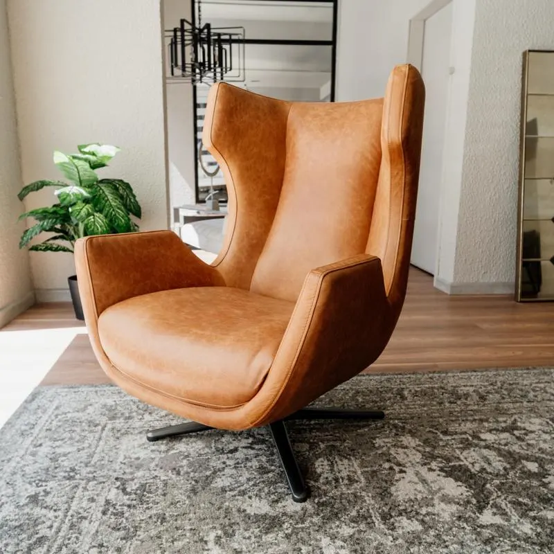 KUKA Leather Chair