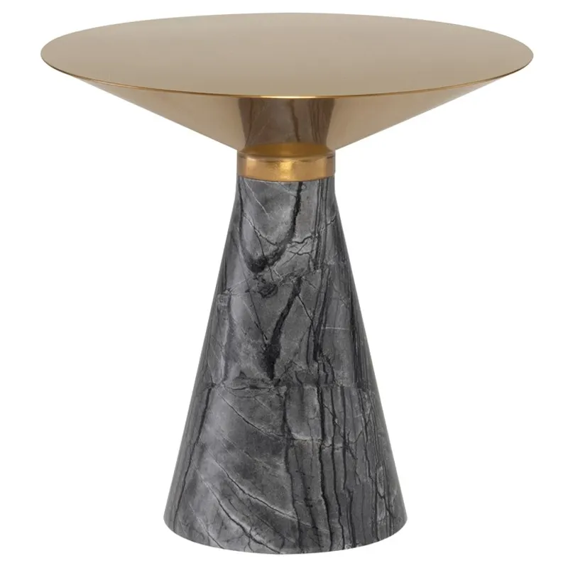 Iris - Table Side