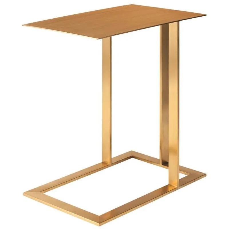 Celine - Table Side