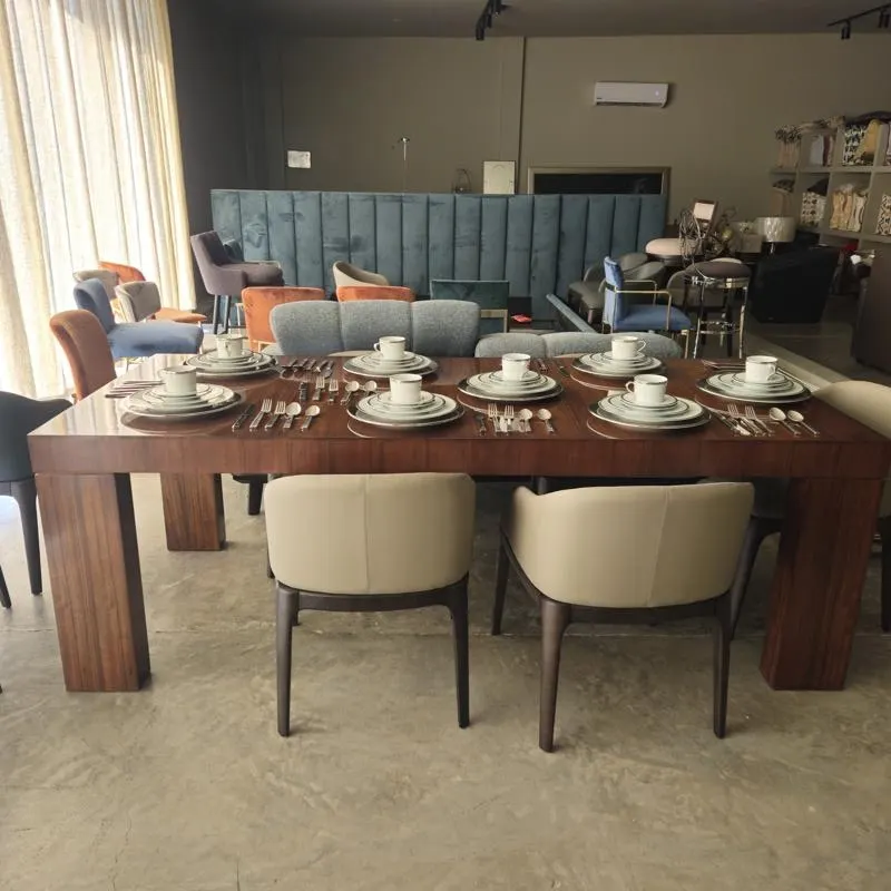 Roher Dinning Table